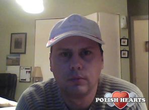 Ma m na imie Darek mam 40lat , Jestem z Montrealu Canada Intreesuje sie sportem ,muzyka chodzic po gorach spedzac czas weekendy w chalecie ,jazda na roweze oraz kino ciekawe filmy ,